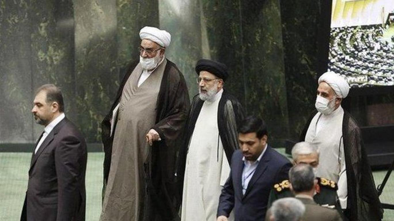 مرگ رئیسی بزرگترین ضربه به بورژوازی تجاری و نظامی