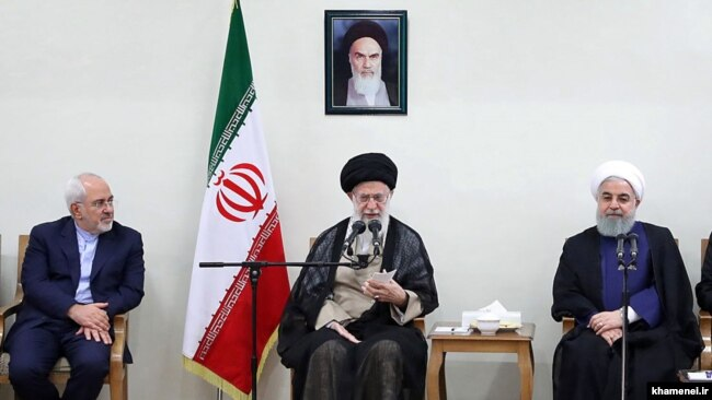 روحانی: مقام رهبری موافق وزارت آقای ظریف در دولت یازدهم و دوازدهم و مخالف استعفا ایشان بودند!